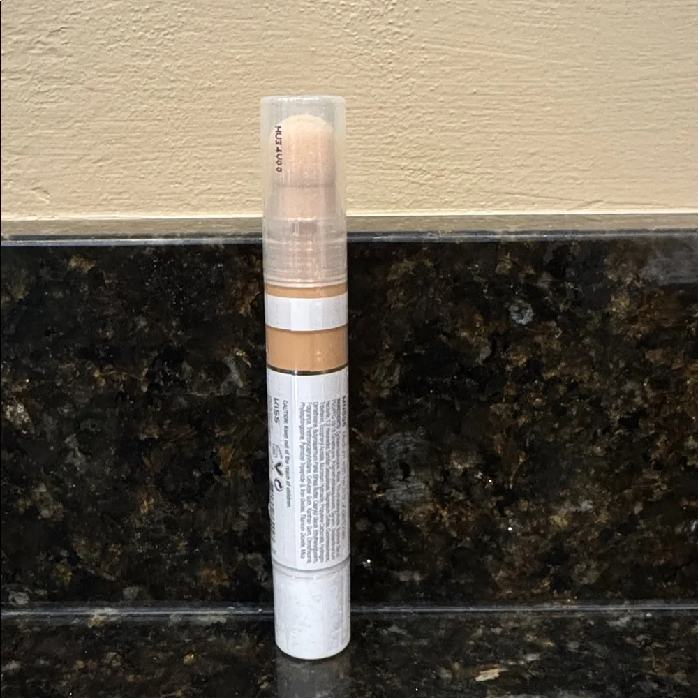MN005‎ JOAH Perfect Complexion Concealer - Medium with Neutral Undertones